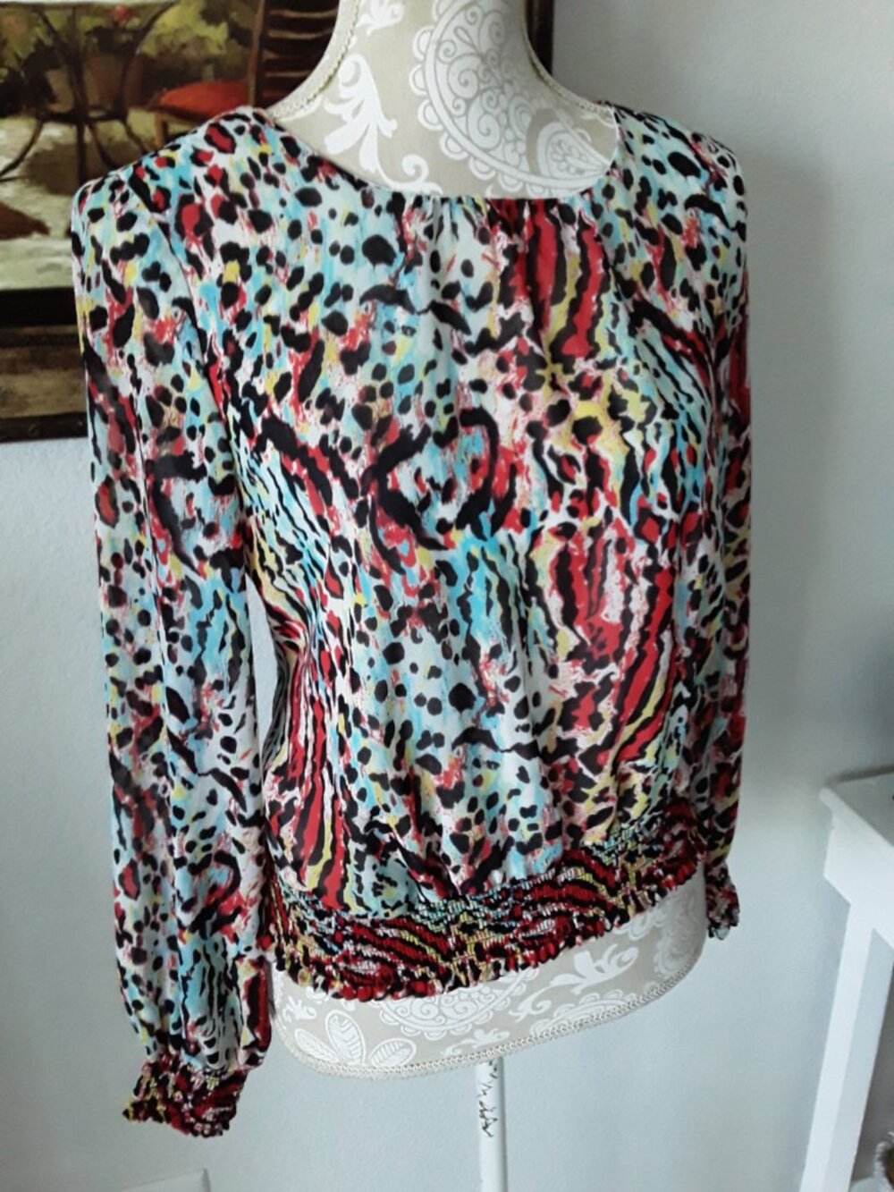 New Marc New York lovely colorful neon blue multi top size M